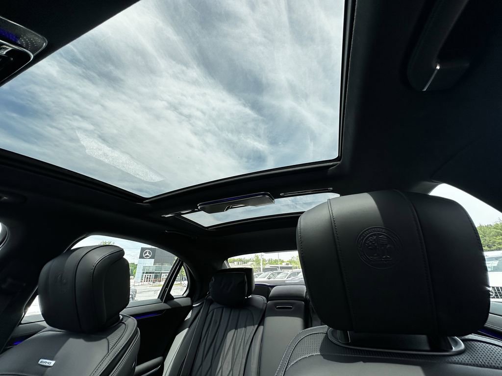 New 2026 Mercedes-Benz S 63 AMG S image 35
