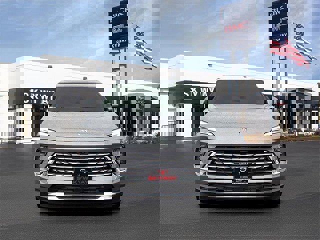 New 2025 Buick Envision Preferred image 2