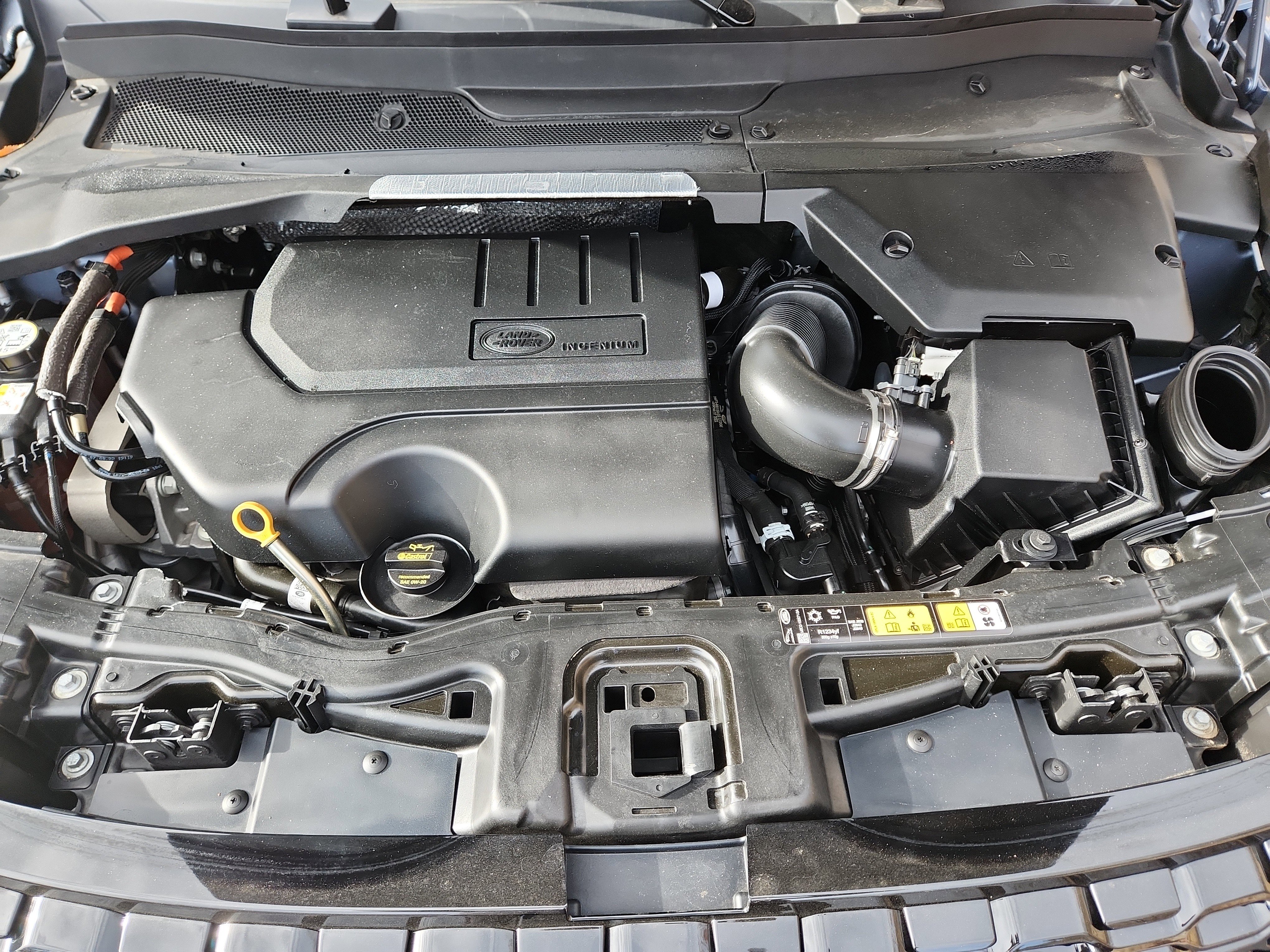 Used 2023 Land Rover Discovery Sport SE image 22