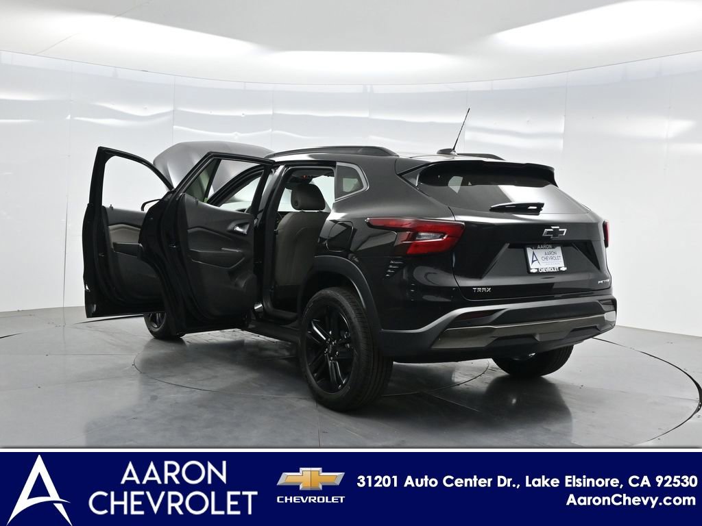 New 2026 Chevrolet Trax ACTIV w/ Driver Confidence Package FWD image 47