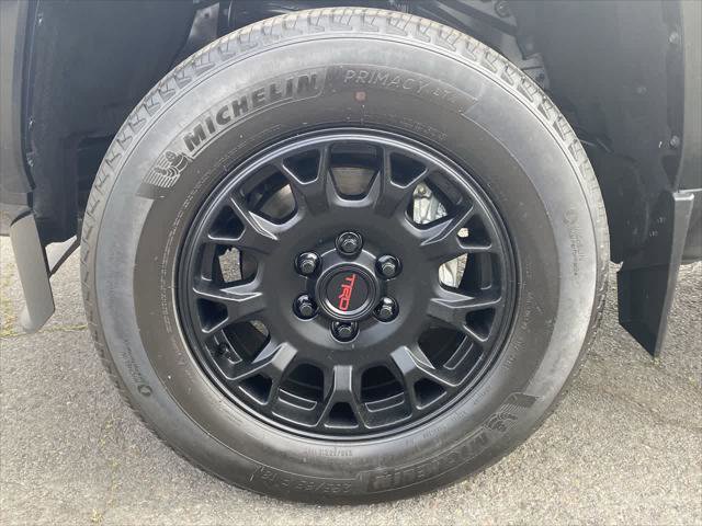 Certified 2024 Toyota Tacoma Limited w/ Limited Package (LT) AWD/4WD image 10