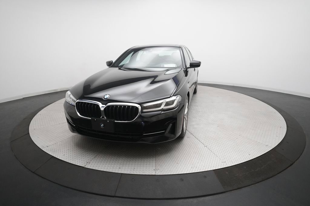 Used 2021 BMW 530i xDrive w/ Convenience Package image 12