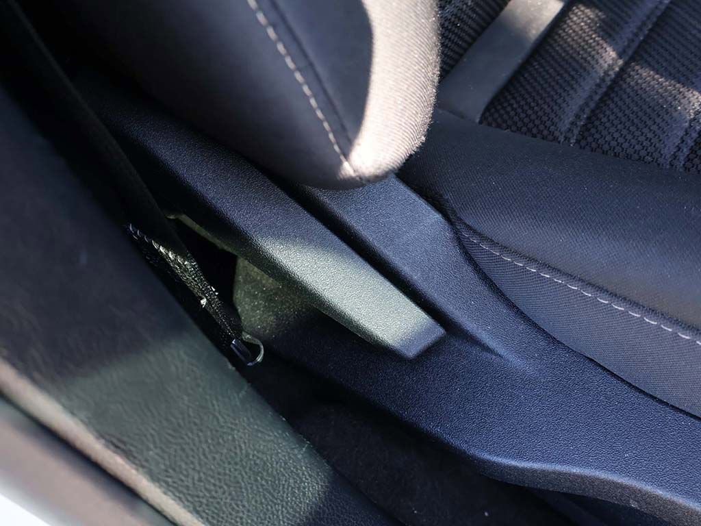 Used 2020 Ford Fusion SE image 32