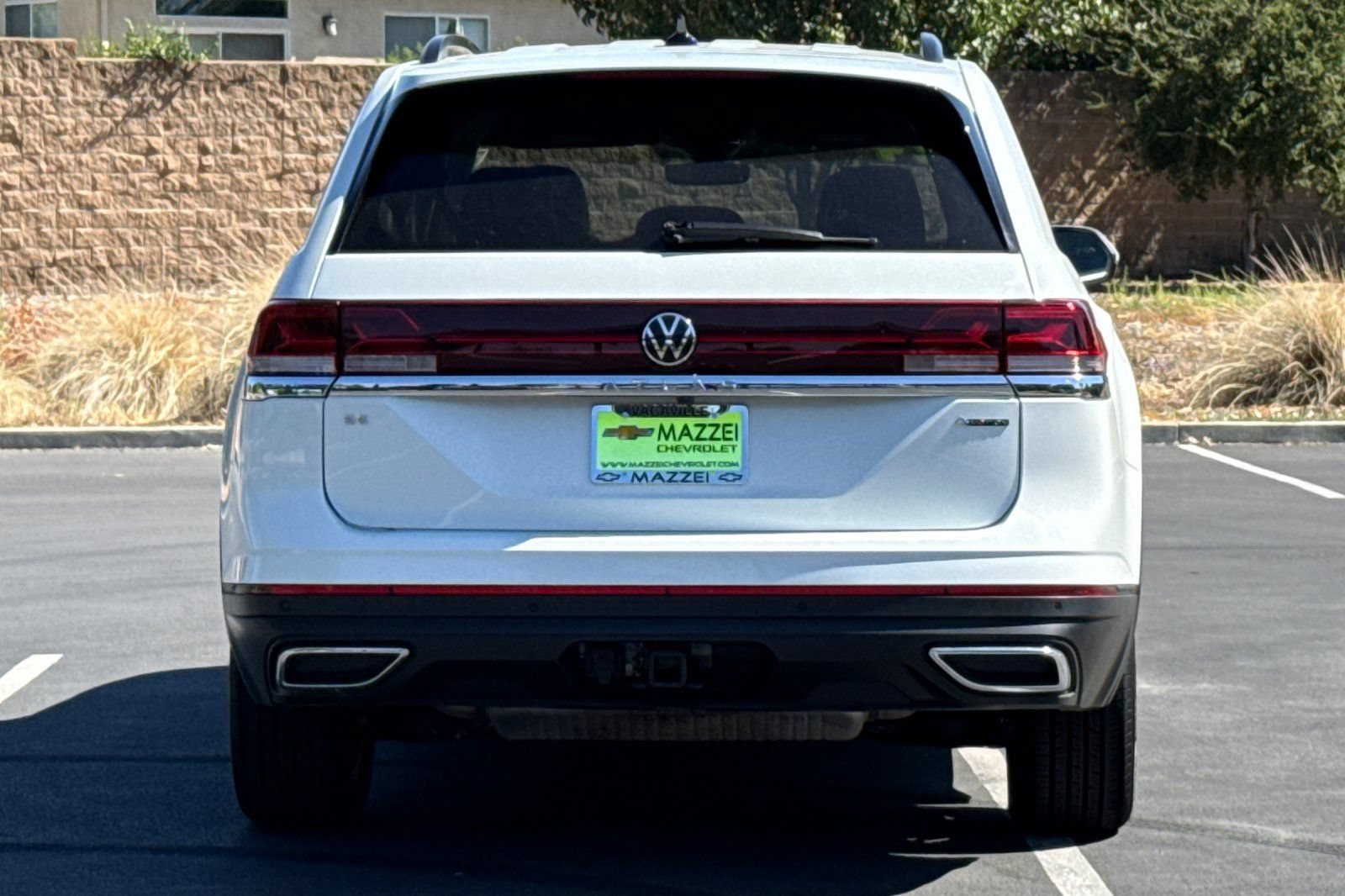 Used 2024 Volkswagen Atlas SE AWD/4WD image 12