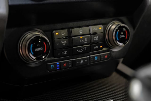 Used 2019 Ford F150 Raptor w/ Equipment Group 802A Luxury AWD/4WD image 31