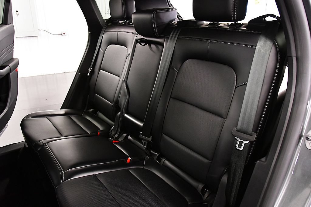 Used 2024 Ford Escape Platinum AWD/4WD image 31