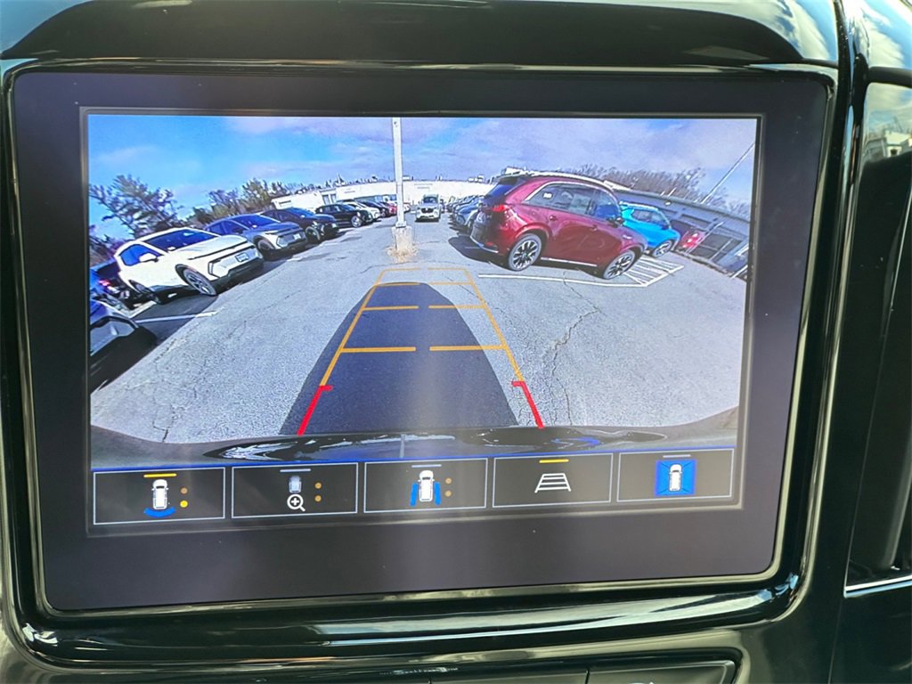 Used 2023 Chevrolet Traverse LT w/ LT Premium Package image 16