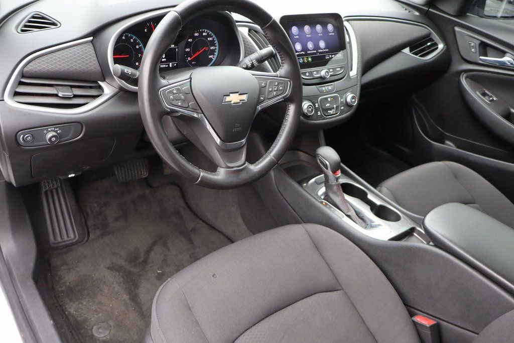 Used 2021 Chevrolet Malibu RS w/ LPO, Floor Liner Package image 5