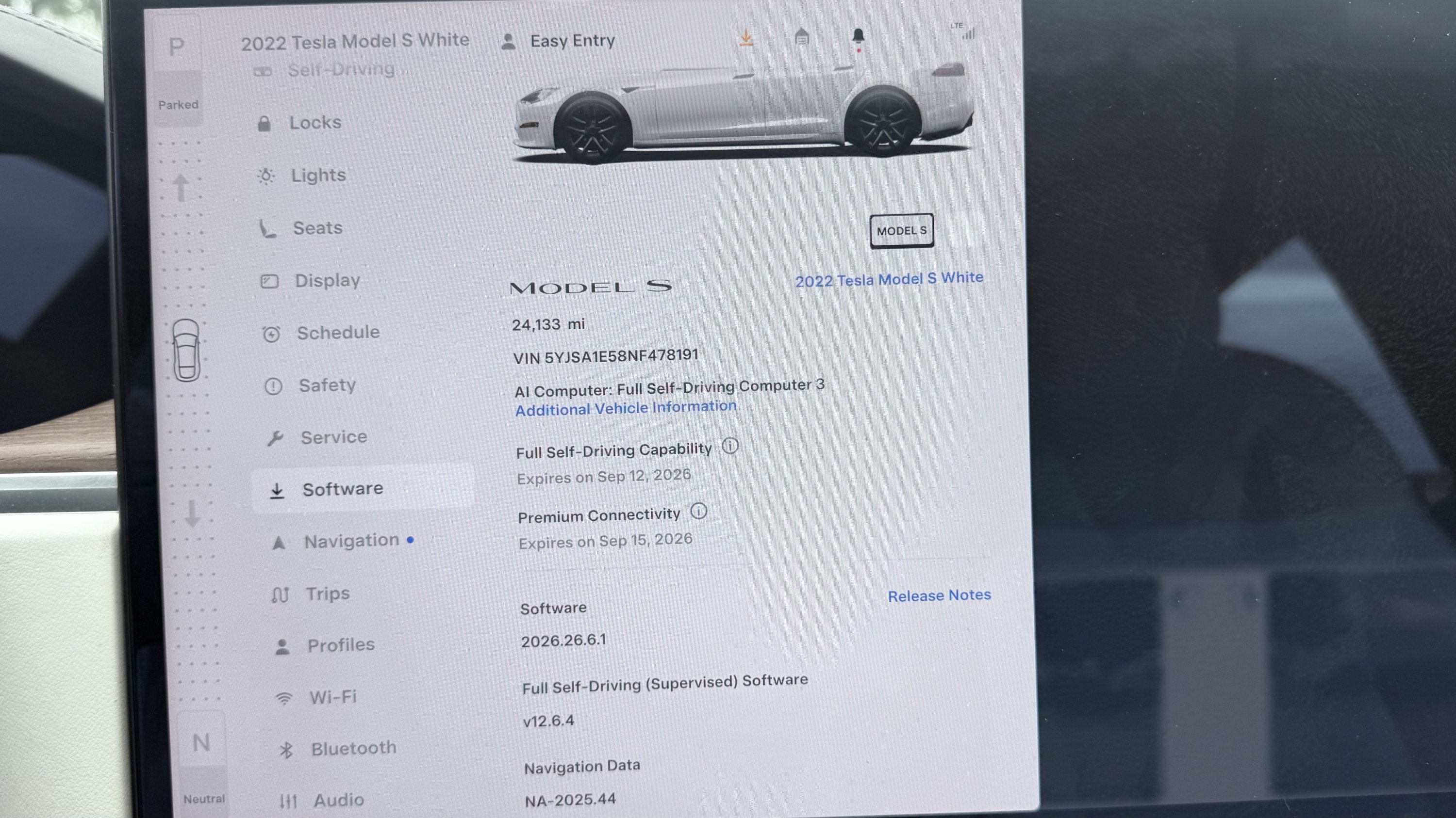 Used 2022 Tesla Model S AWD/4WD image 64