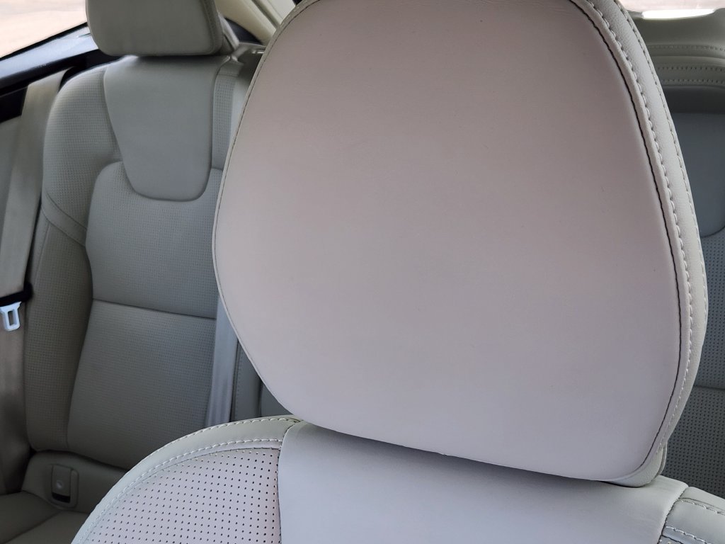 Used 2021 Volvo XC60 T5 Inscription w/ Climate Package AWD/4WD image 6