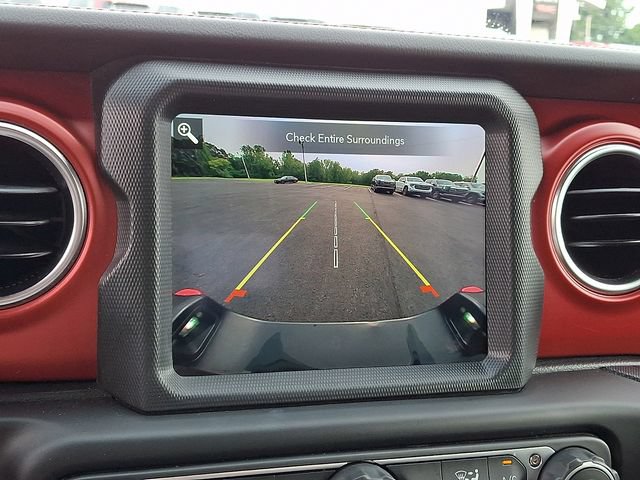 Used 2023 Jeep Gladiator Rubicon w/ LED Lighting Group AWD/4WD image 20