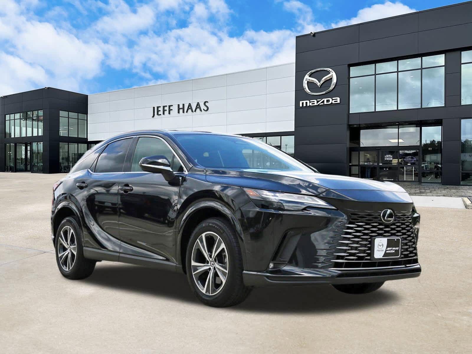 Used 2024 Lexus RX 350 FWD w/ Technology Package image 4