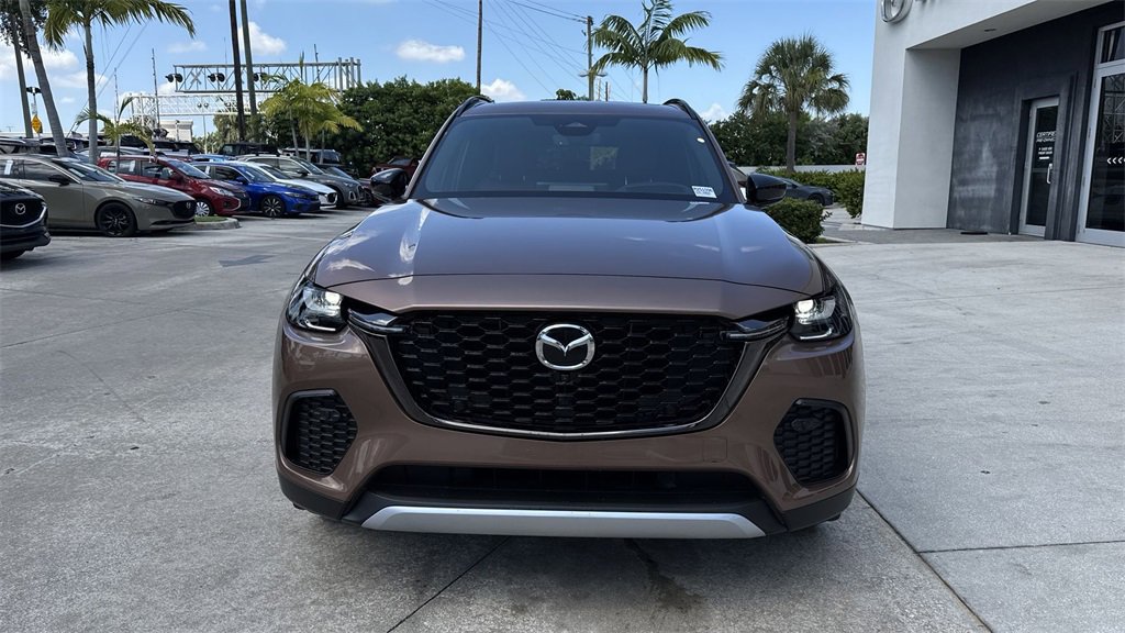 New 2025 MAZDA CX-70 Plug-In Hybrid w/ Premium Plus image 9