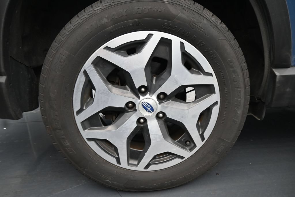 Used 2021 Subaru Forester Premium AWD/4WD image 10