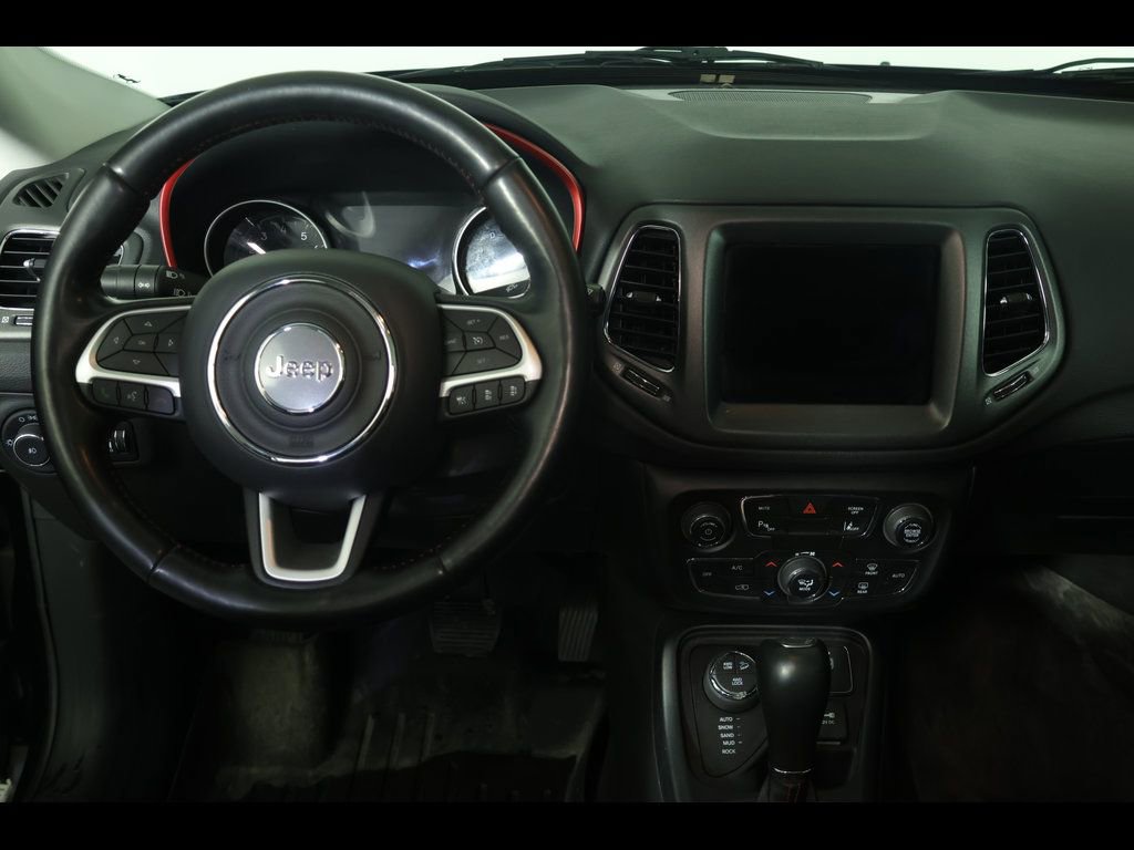 Used 2021 Jeep Compass Trailhawk w/ Sun and Sound Group image 15