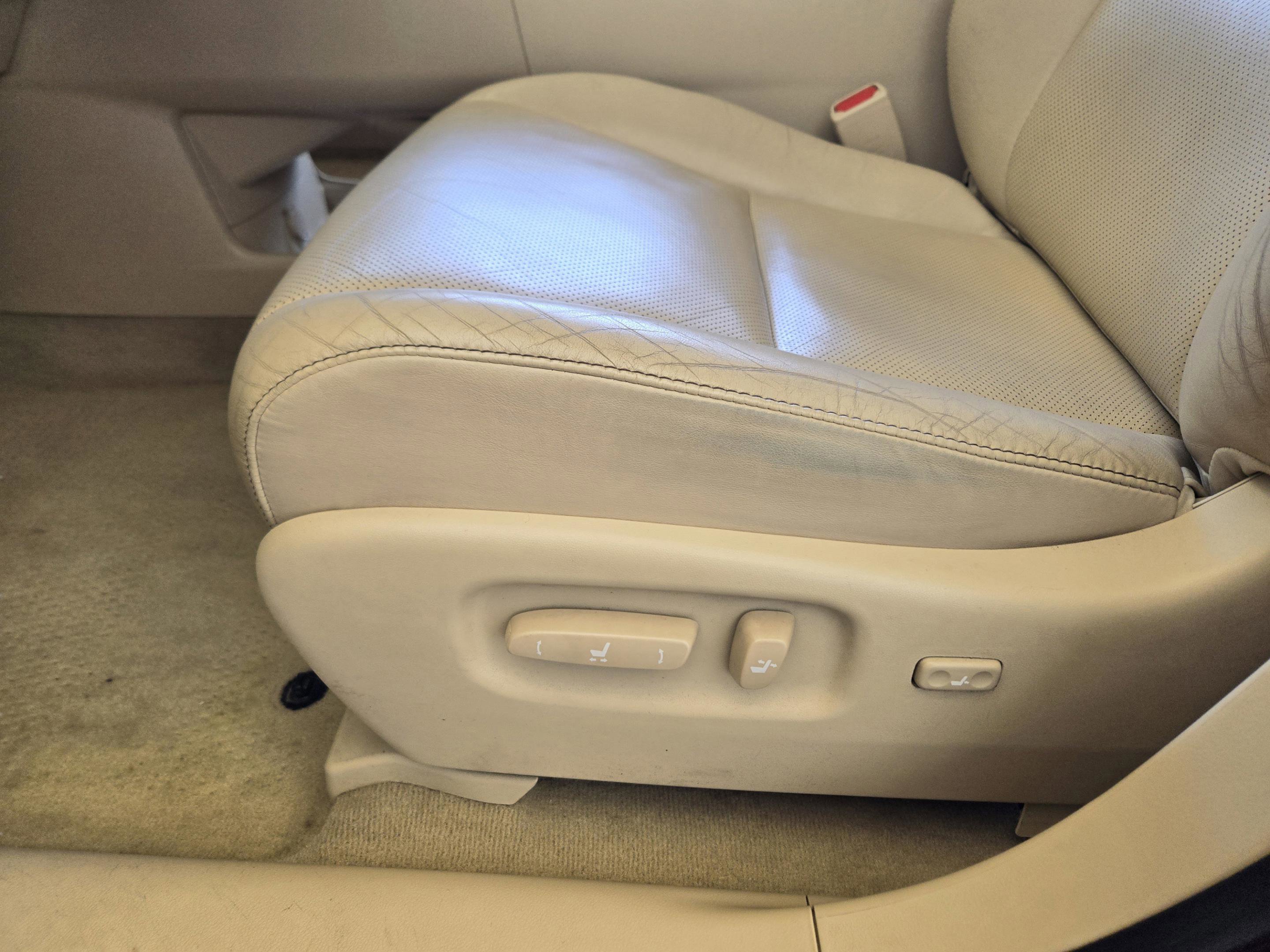 Used 2015 Lexus RX 450h FWD image 25