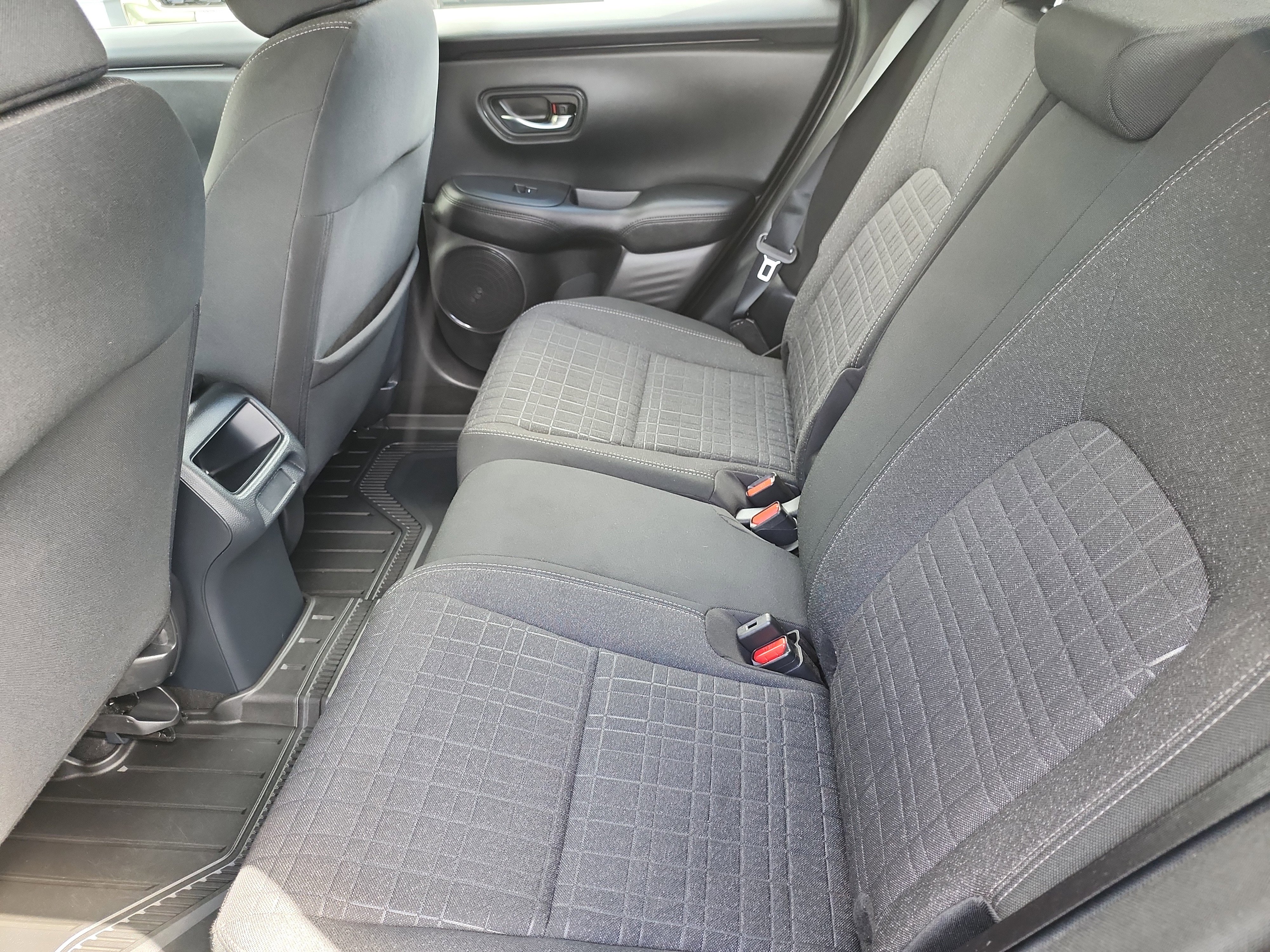 Certified 2023 Honda HR-V LX image 21