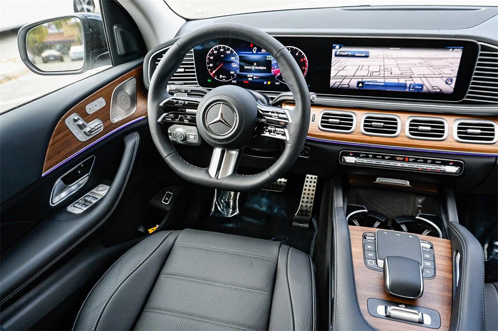 New 2026 Mercedes-Benz GLS 450 4MATIC image 14