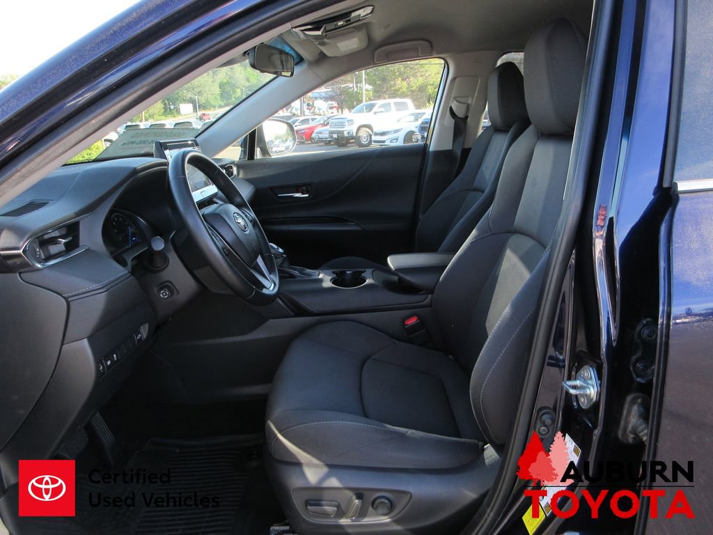 Certified 2024 Toyota Venza LE image 10