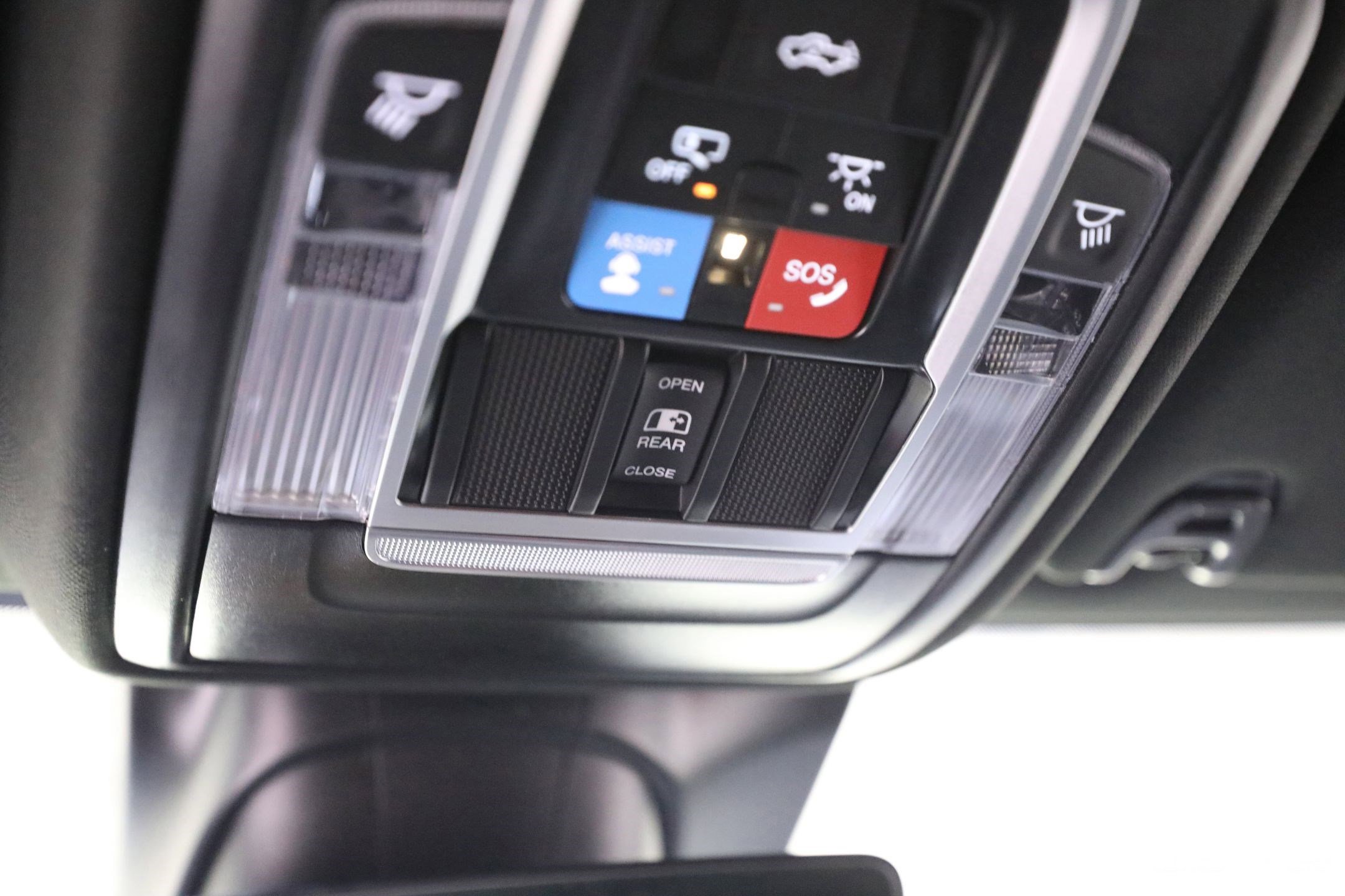 New 2025 RAM 3500 Laramie image 31