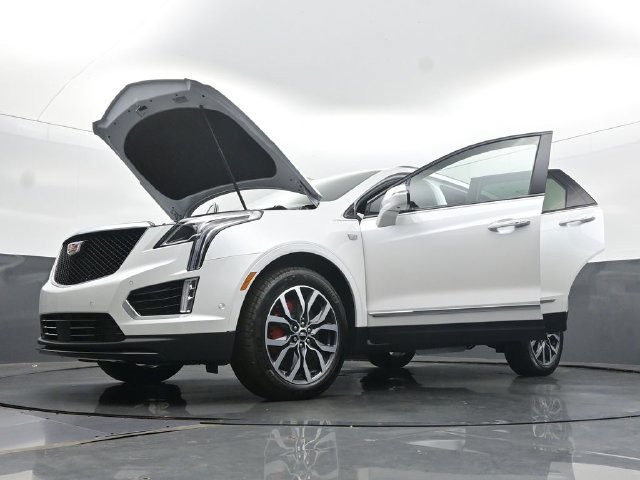 New 2026 Cadillac XT5 Sport AWD/4WD image 59