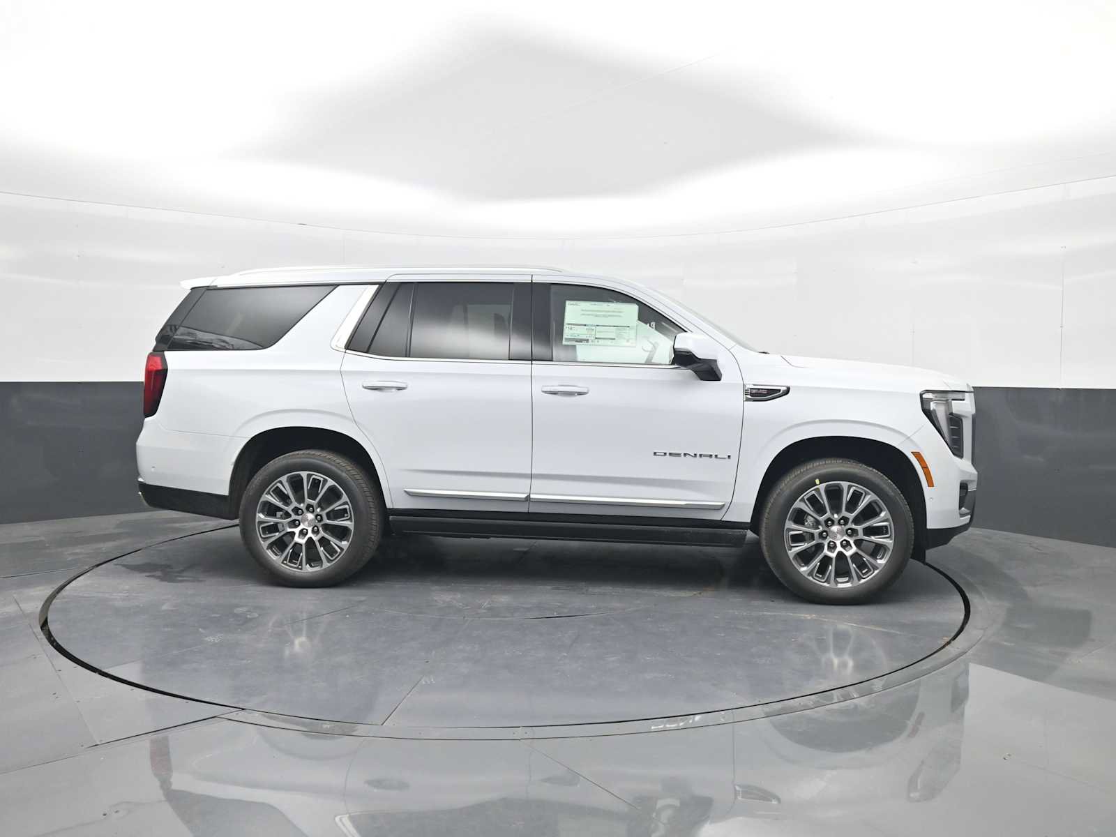 New 2027 GMC Yukon Denali w/ Denali Reserve Package AWD/4WD image 7