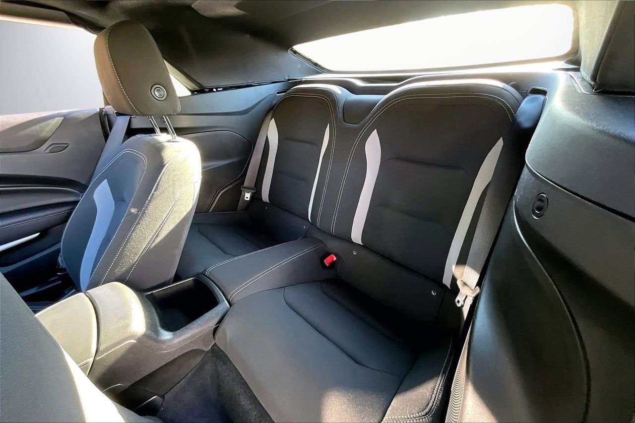 Used 2020 Chevrolet Camaro LT image 19