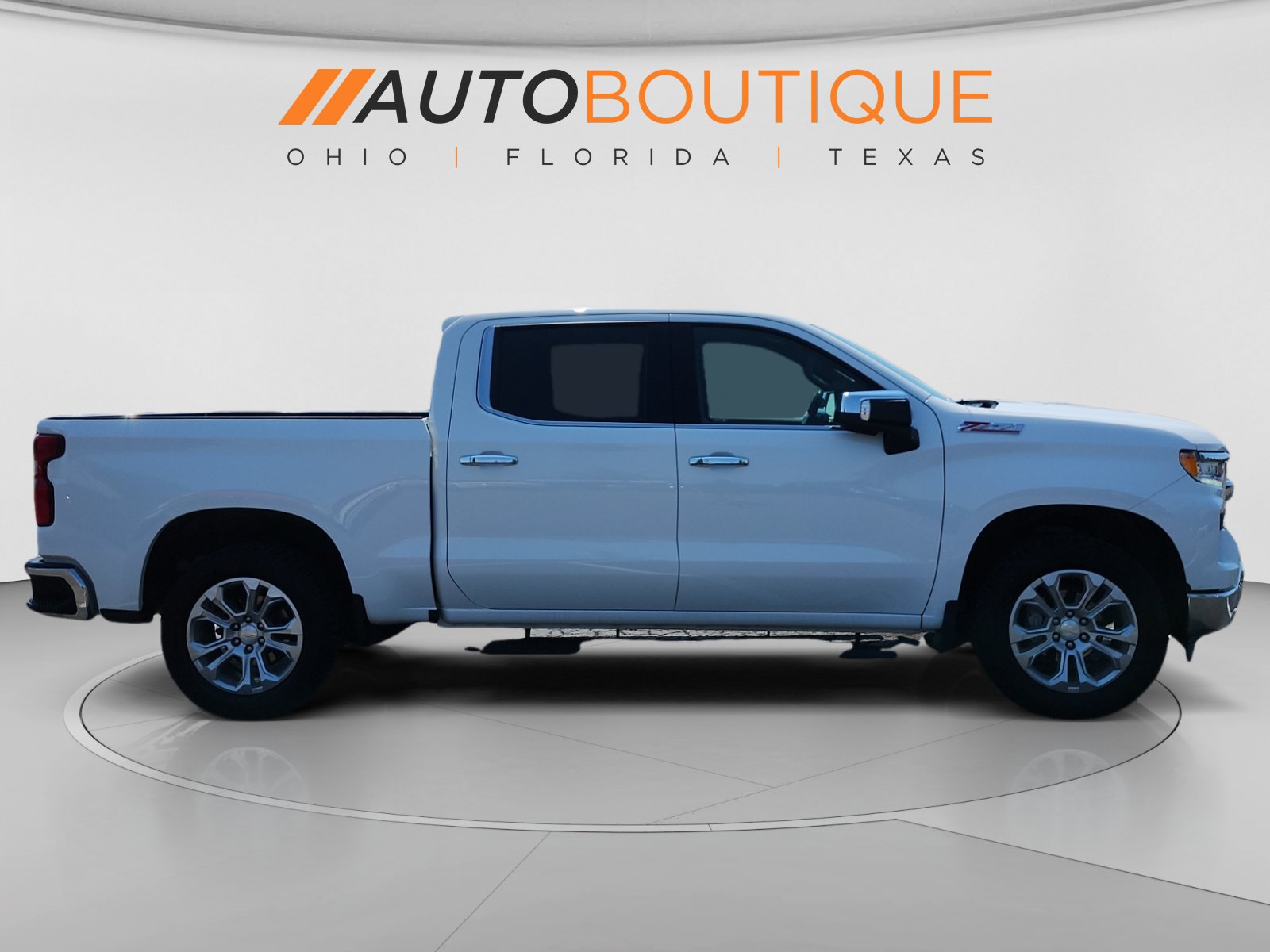 Used 2023 Chevrolet Silverado 1500 LTZ w/ LTZ Convenience Package II AWD/4WD image 6