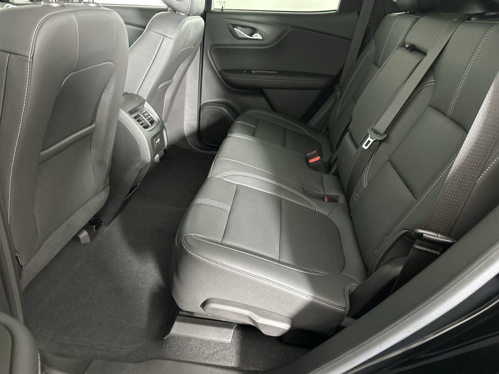 Used 2023 Chevrolet Blazer LT w/ Midnight/Sport Edition image 27