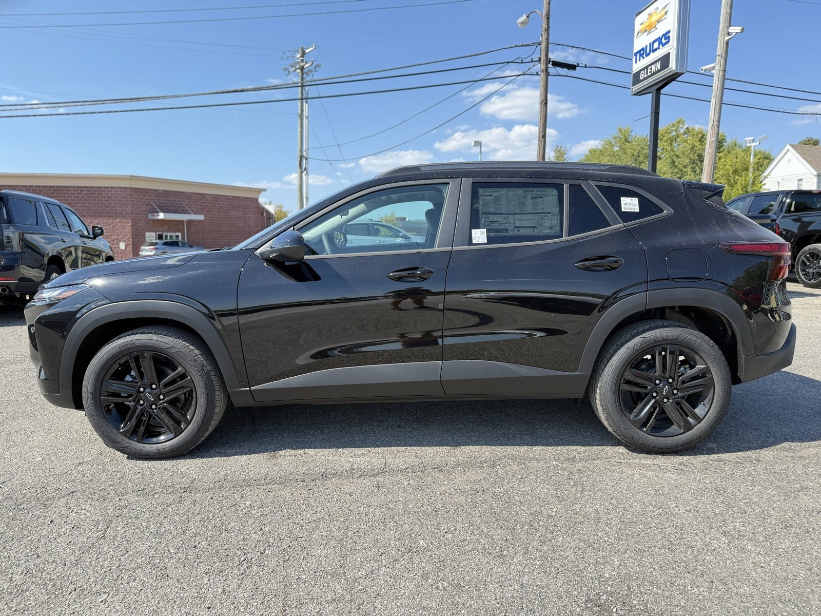 New 2026 Chevrolet Trax ACTIV w/ Sunroof Package image 3