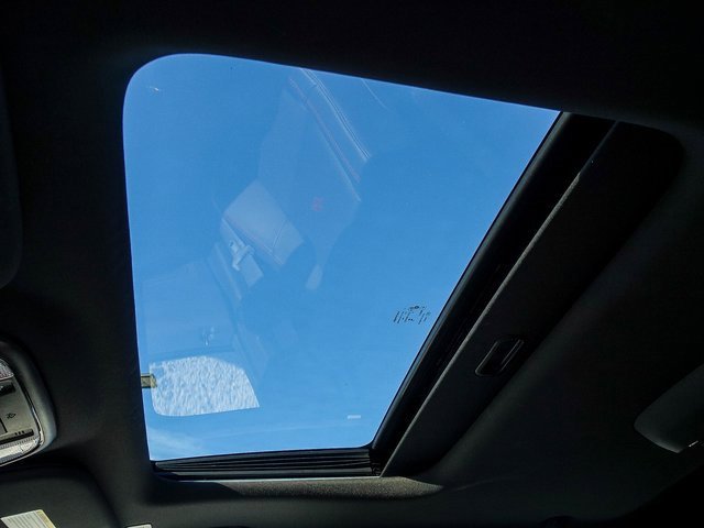 Used 2025 Dodge Durango R/T video 2