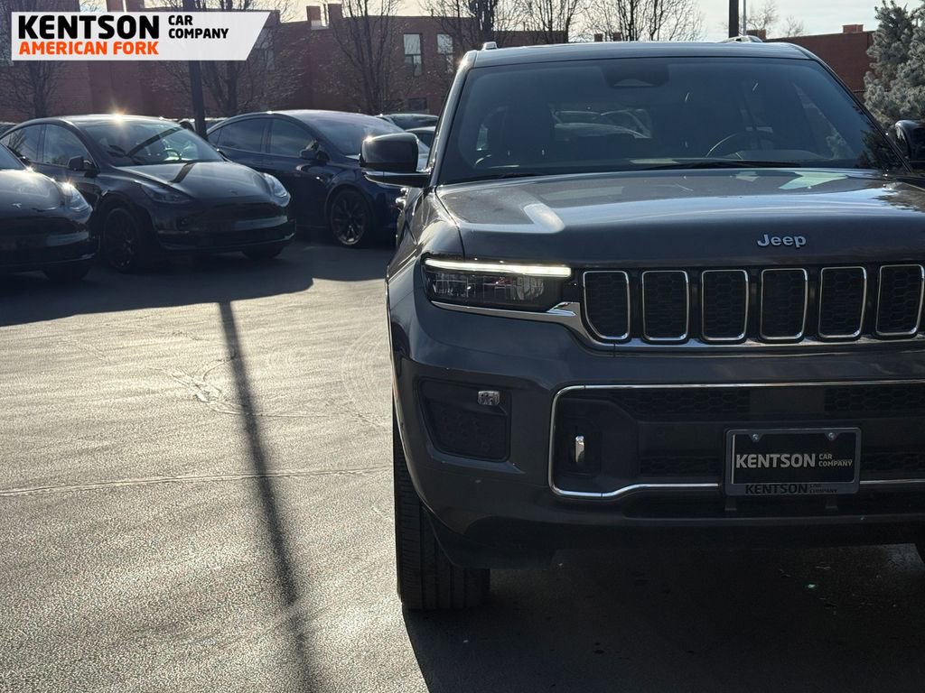 Used 2024 Jeep Grand Cherokee L Overland w/ Trailer Tow Package AWD/4WD image 14