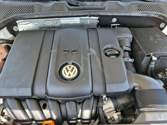Used 2013 Volkswagen Beetle 2.5 FWD image 20