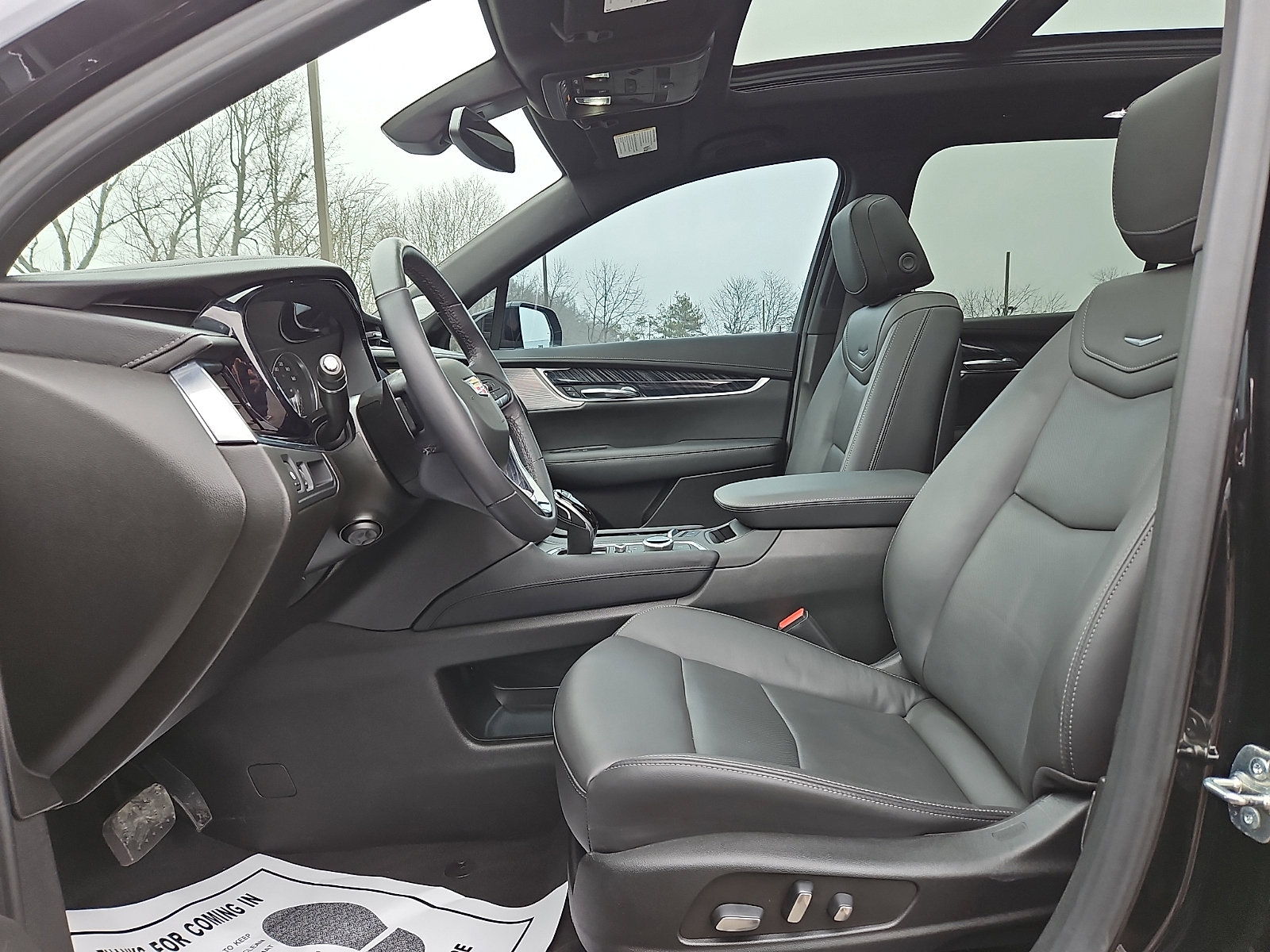 Certified 2024 Cadillac XT6 Premium Luxury image 13