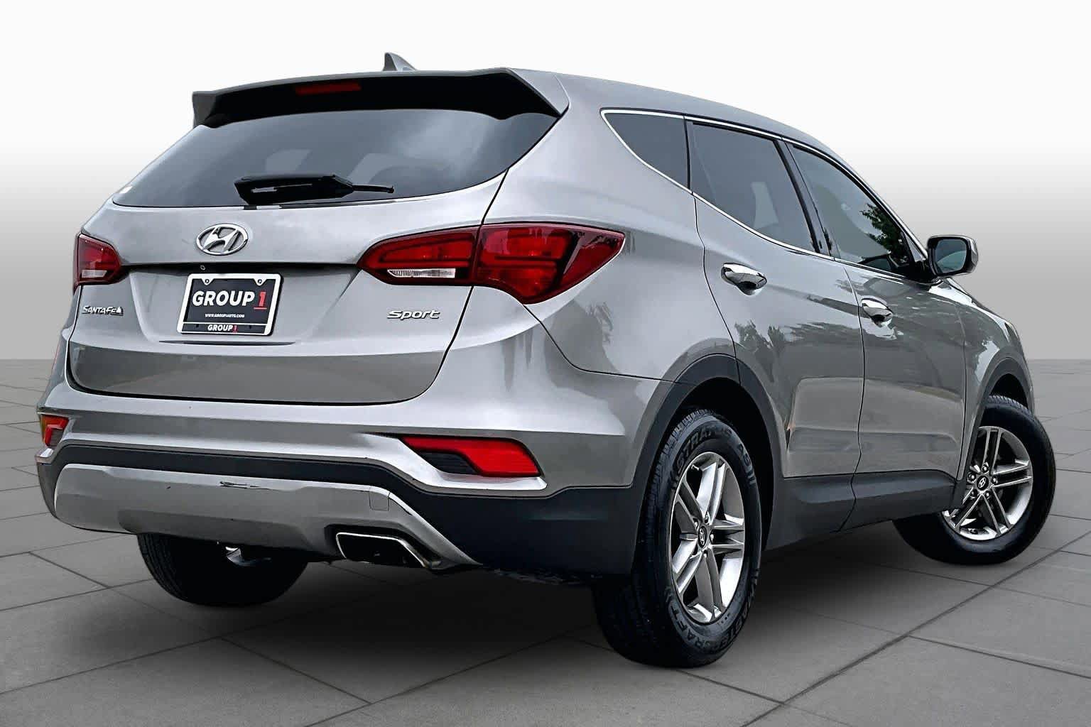 Used 2017 Hyundai Santa Fe Sport FWD image 13