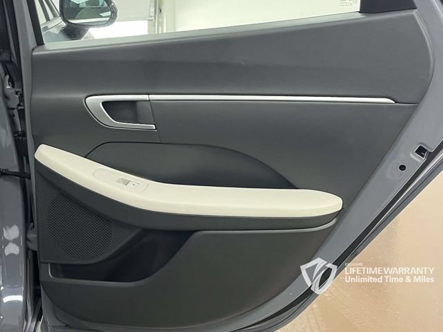 Used 2025 Hyundai Sonata SEL FWD image 25