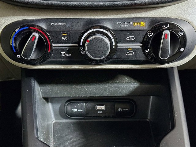 Used 2024 Kia Soul LX w/ Option Group 015 image 16