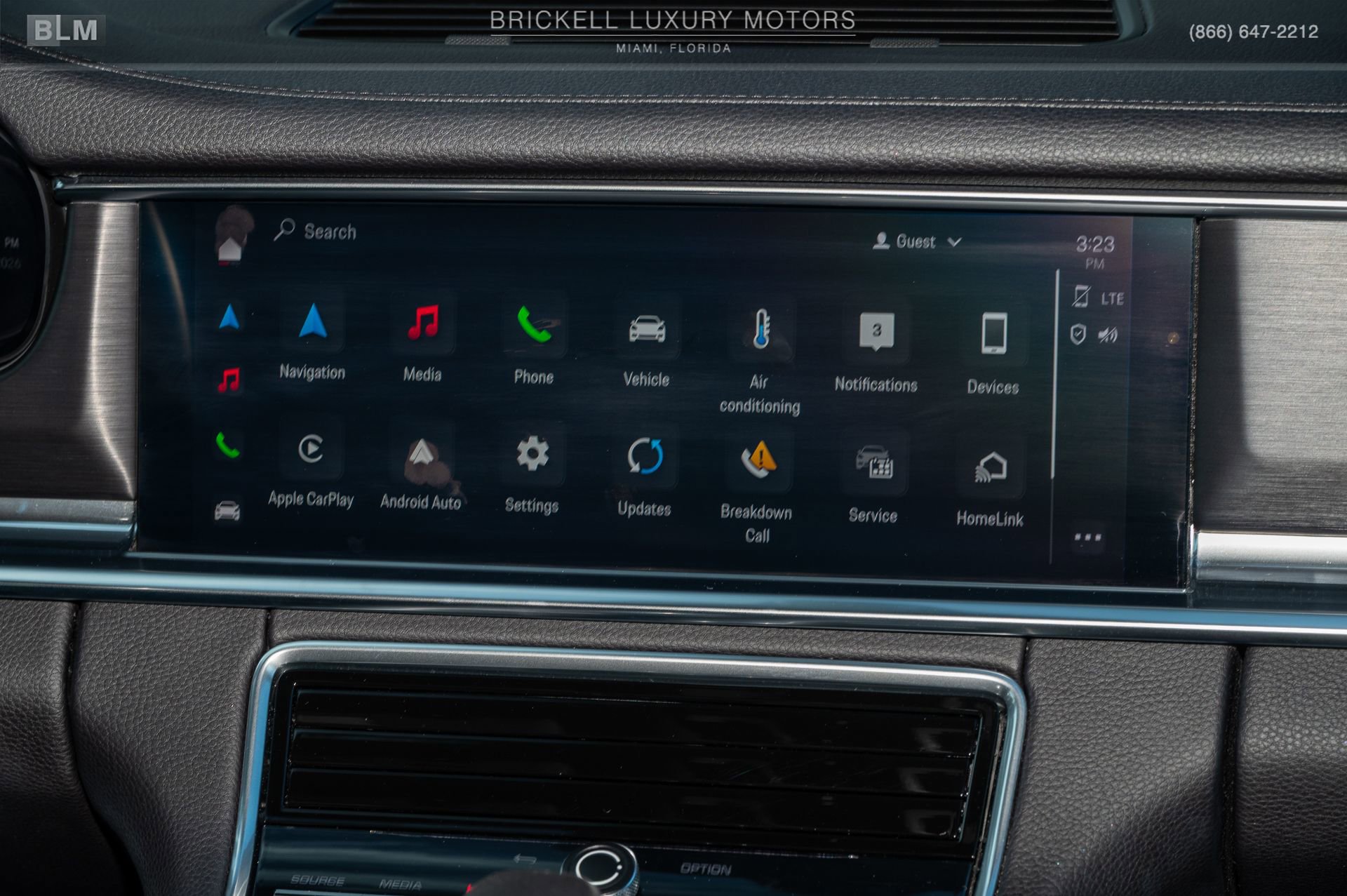 Used 2022 Porsche Panamera 4 Platinum Edition image 22