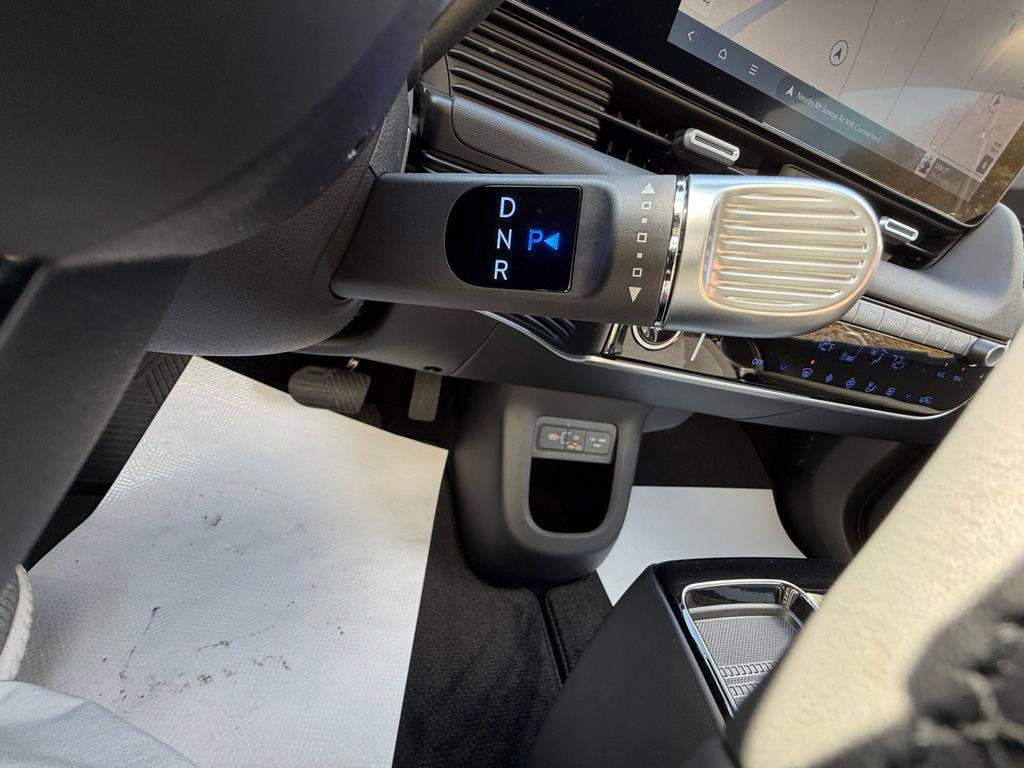 New 2026 Hyundai Ioniq 5 SE image 24