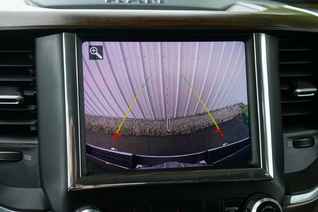 Used 2021 RAM 1500 Laramie AWD/4WD image 30