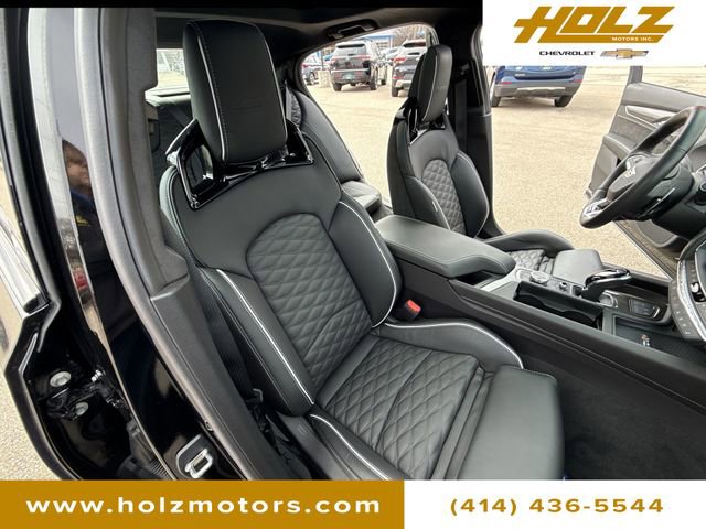 Certified 2024 Cadillac CT5 V Blackwing w/ Driver Assist Package image 29