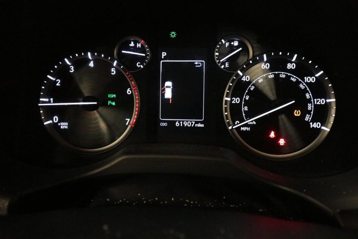 Used 2021 Lexus GX 460 Premium w/ Premium Package AWD/4WD image 17