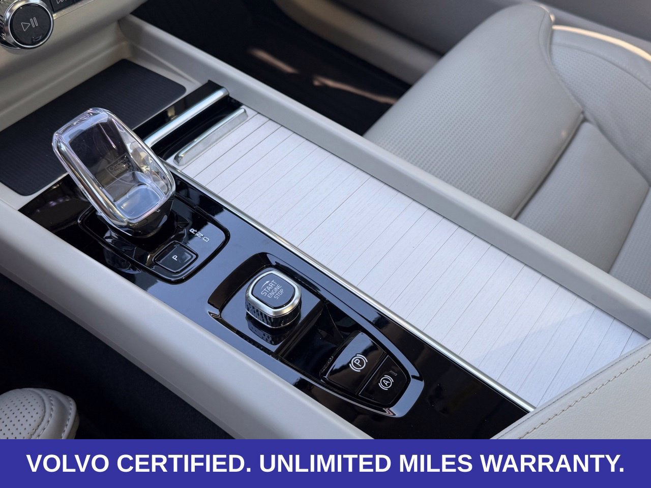 Certified 2026 Volvo XC60 B5 Ultra AWD/4WD image 21