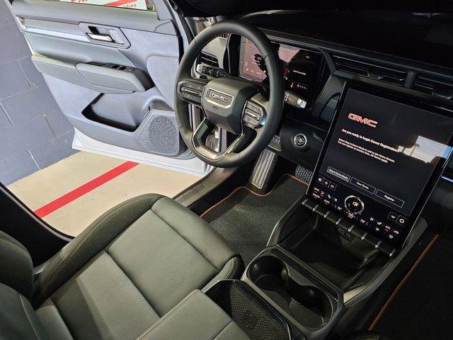 New 2026 GMC Terrain AT4 w/ Convenience Package III AWD/4WD image 32