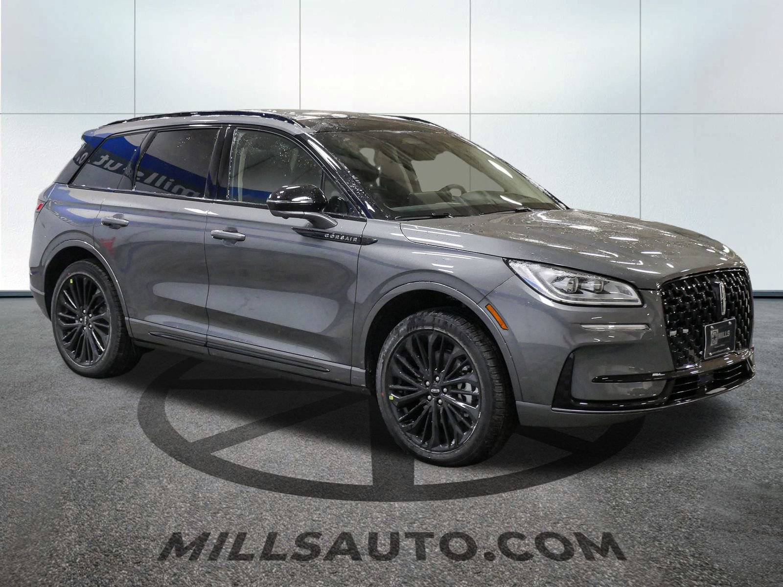 New 2025 Lincoln Corsair Grand Touring w/ Equipment Group 302A image 10