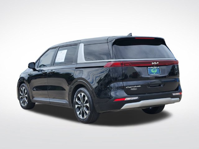 Used 2022 Kia Carnival EX FWD image 6
