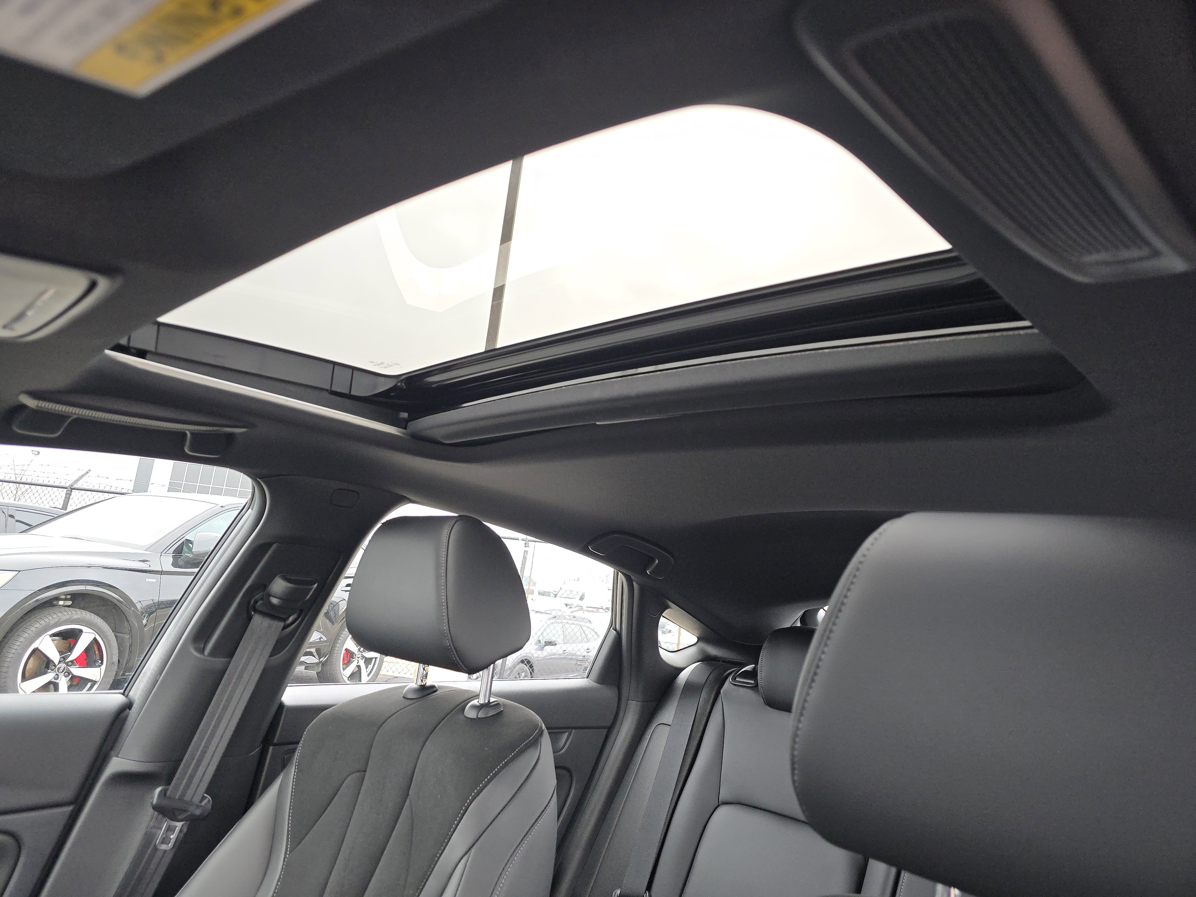 Used 2023 Acura Integra A-Spec image 9