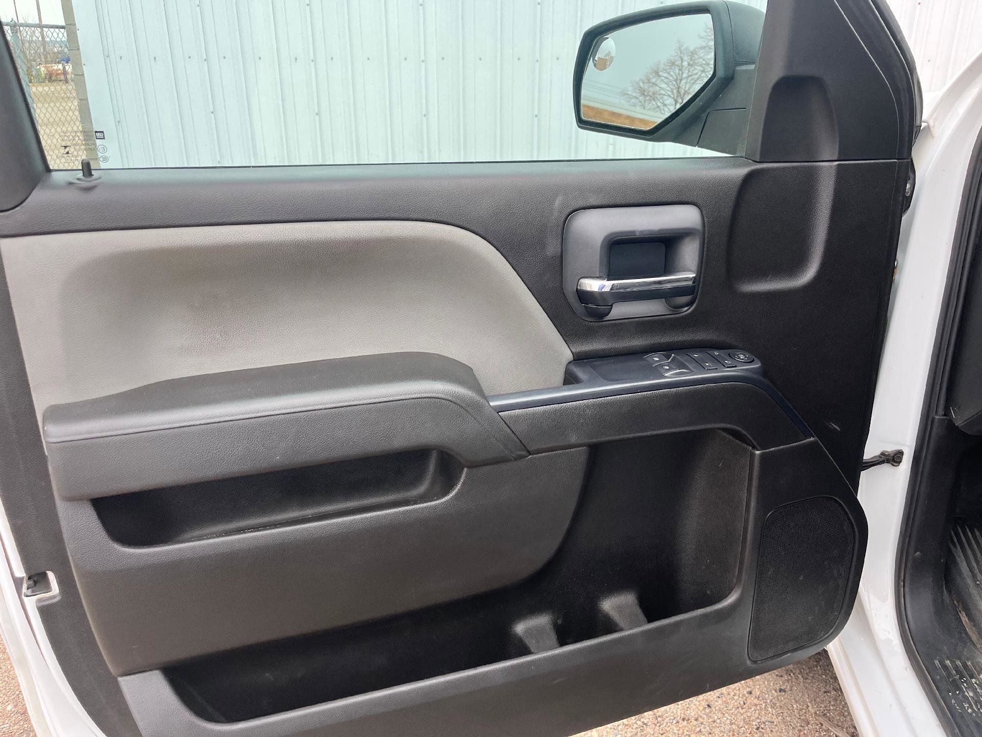 Used 2016 GMC Sierra 1500 2WD Regular Cab image 15