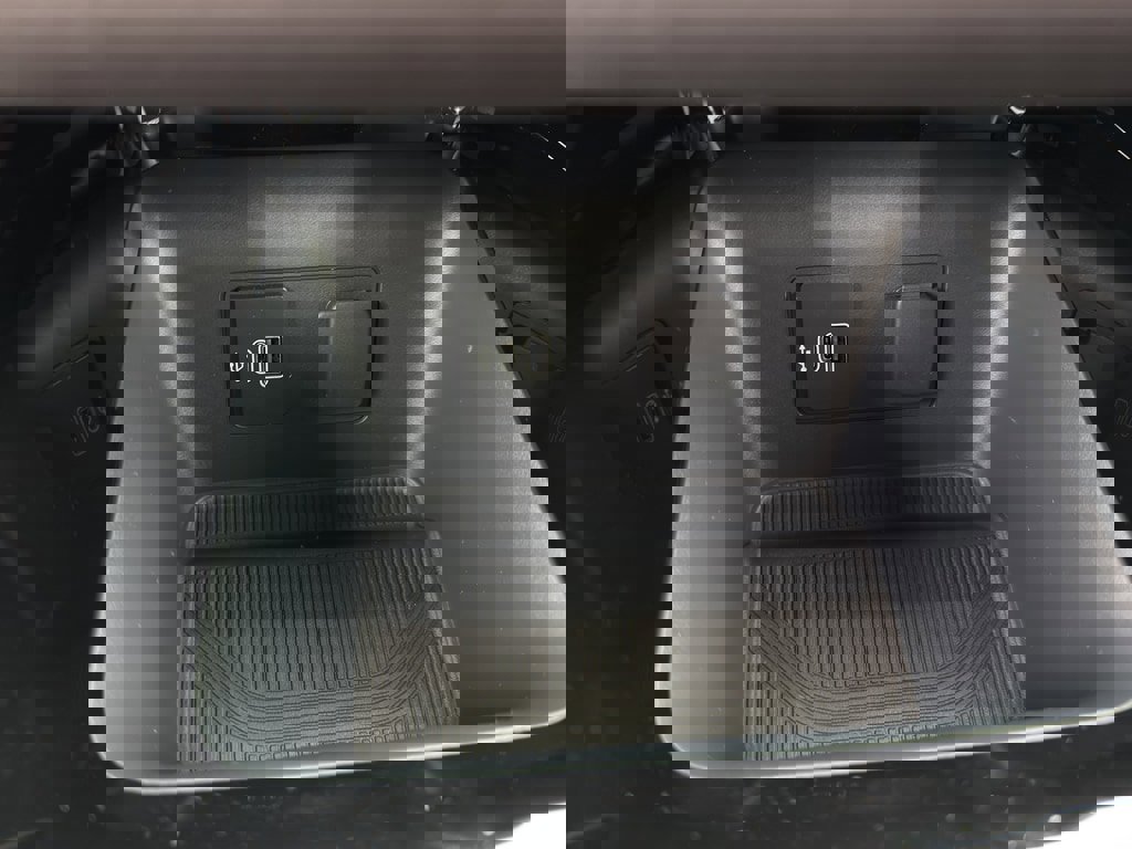 New 2026 Ford Explorer Platinum w/ LUX Leather Package image 21