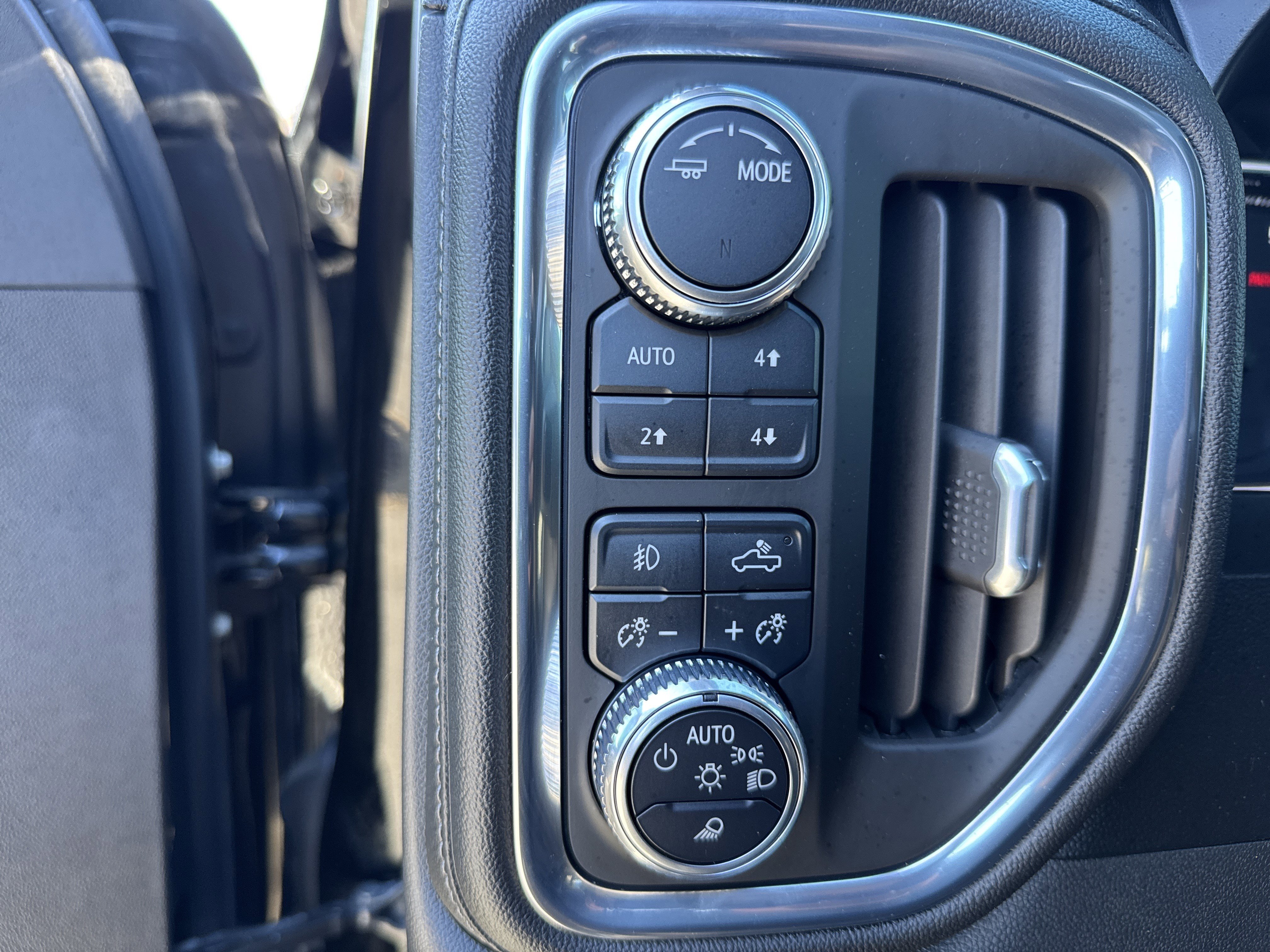 Used 2021 GMC Sierra 1500 SLT w/ SLT Premium Plus Package image 19